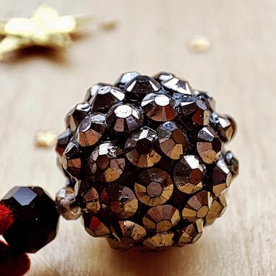 Яркая серая ваза